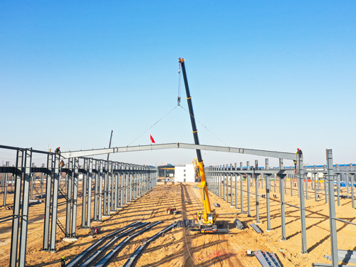  河南礦山｜智能產(chǎn)業(yè)園6號車間今日上梁大吉！